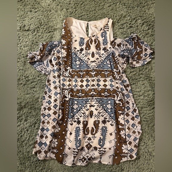 Entro Ivory Blue Brown Aztec Pattern Printed Cold Shoulder Shift Dress Size M - Picture 1 of 8